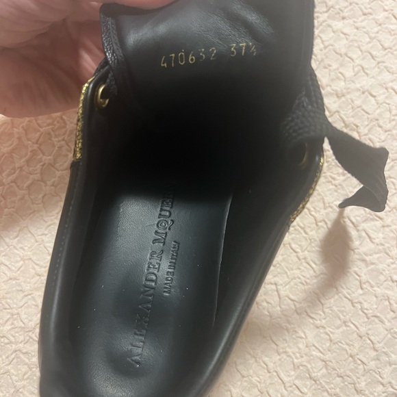 Alexander McQueen oversized trainers - Picture 9 of 11